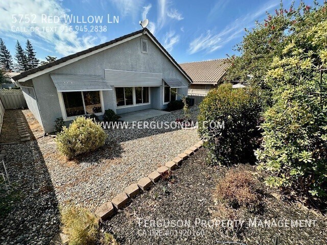 Building Photo - 5752 Red Willow Ln