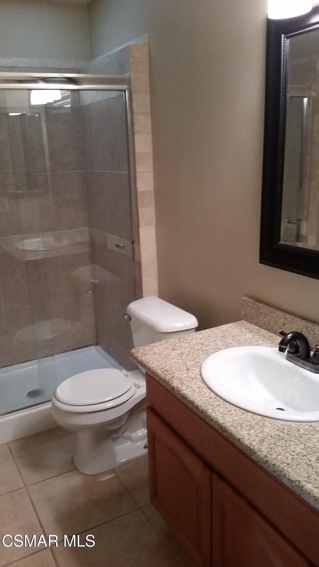 Building Photo - 1098 Glenbridge Cir