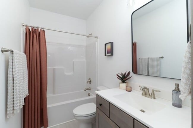 Building Photo - Get $699 off your security deposit!