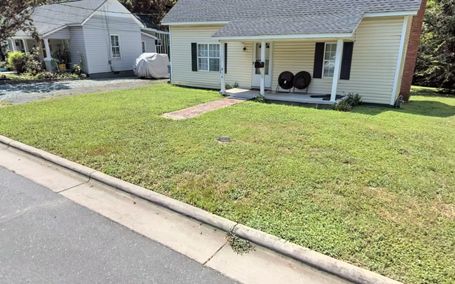 Primary Photo - 2 Bedroom 1 Bathroom House