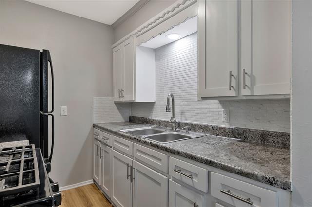 Building Photo - 3708 Ruthann Dr