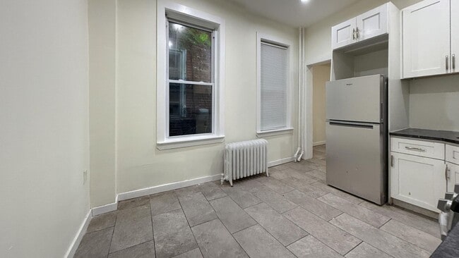 Building Photo - 3115 F St
