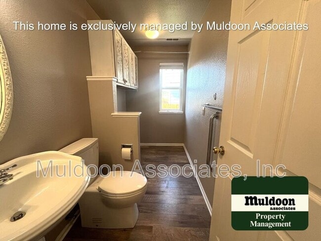 Building Photo - 2627 Lear Dr