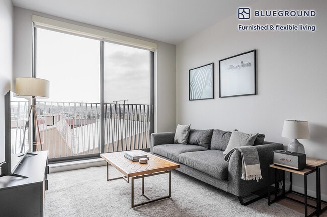 Building Photo - 200 Mesnager St