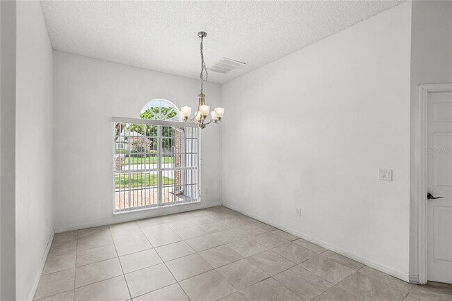 Building Photo - 12517 Pica St