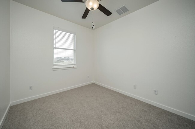 Building Photo - Where Style Meets Comfort: Elevate Your Li...