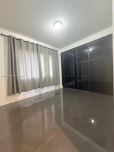 Building Photo - 8019 Lake Dr