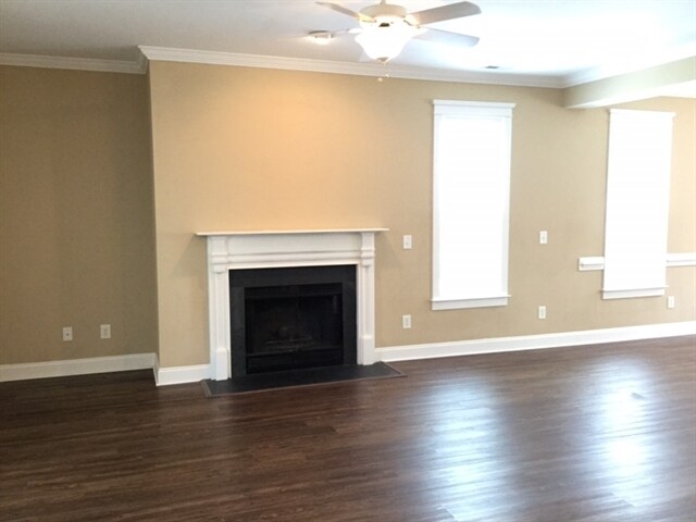 Building Photo - 1304 Carol Oaks Dr