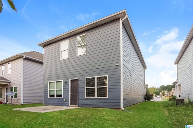 Building Photo - 5541 Cathwick Dr