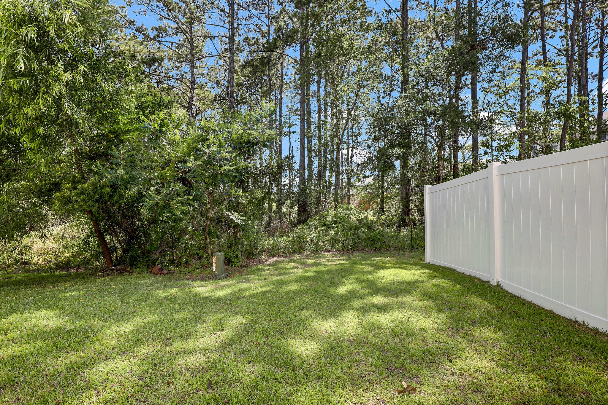 Building Photo - 141 Beacon Woods Dr