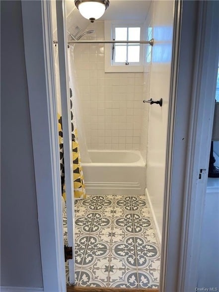 Building Photo - 21 Clinton Ave