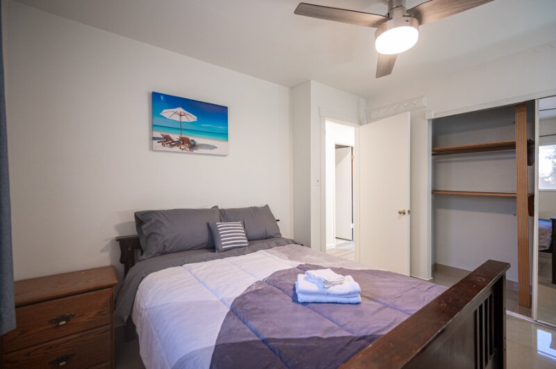 Building Photo - 401 Lorenzi St