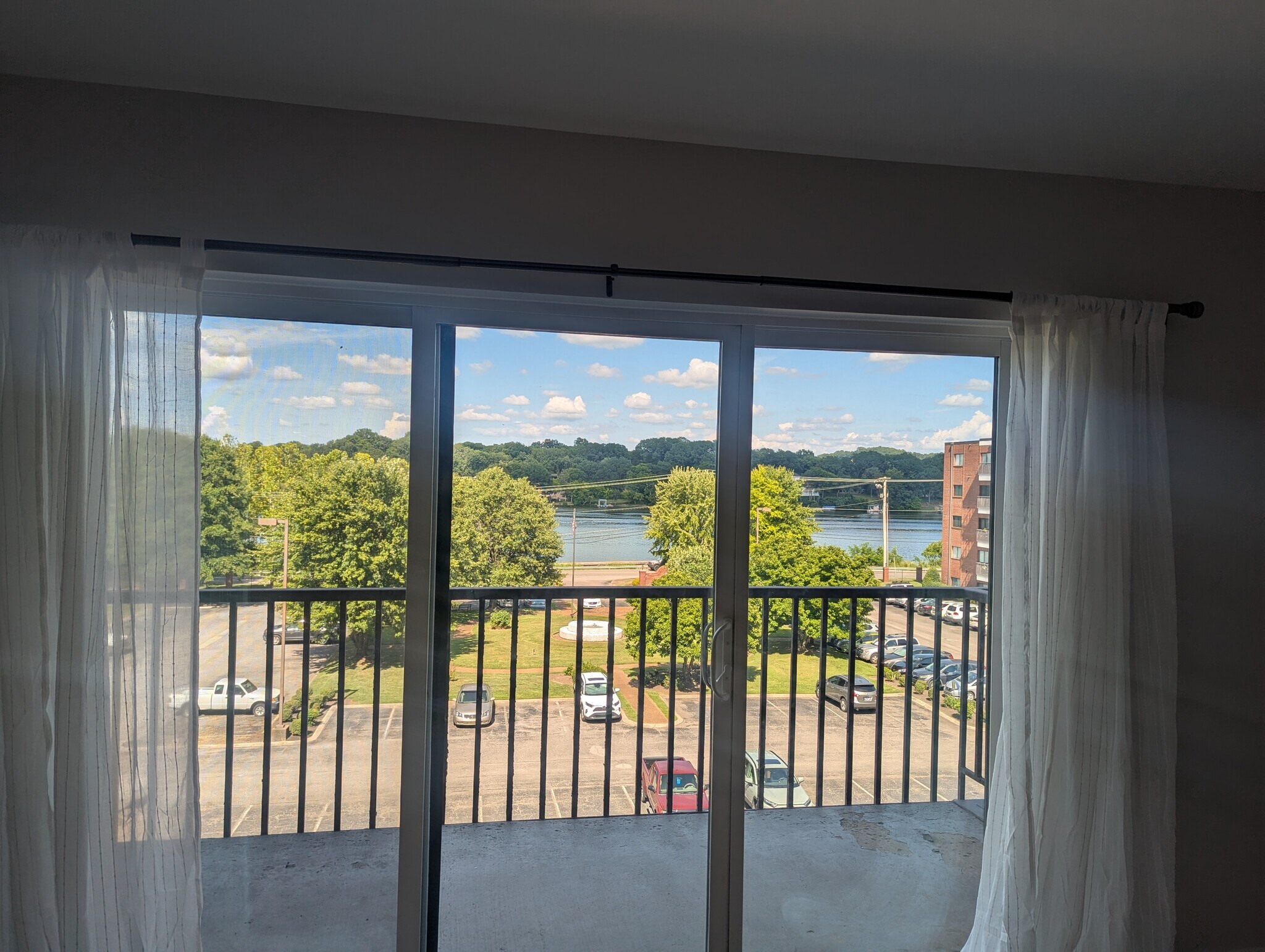Living room lake view - 200 Sanders Ferry Rd