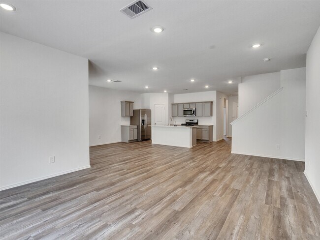 Building Photo - 24863 Springbluff Vly