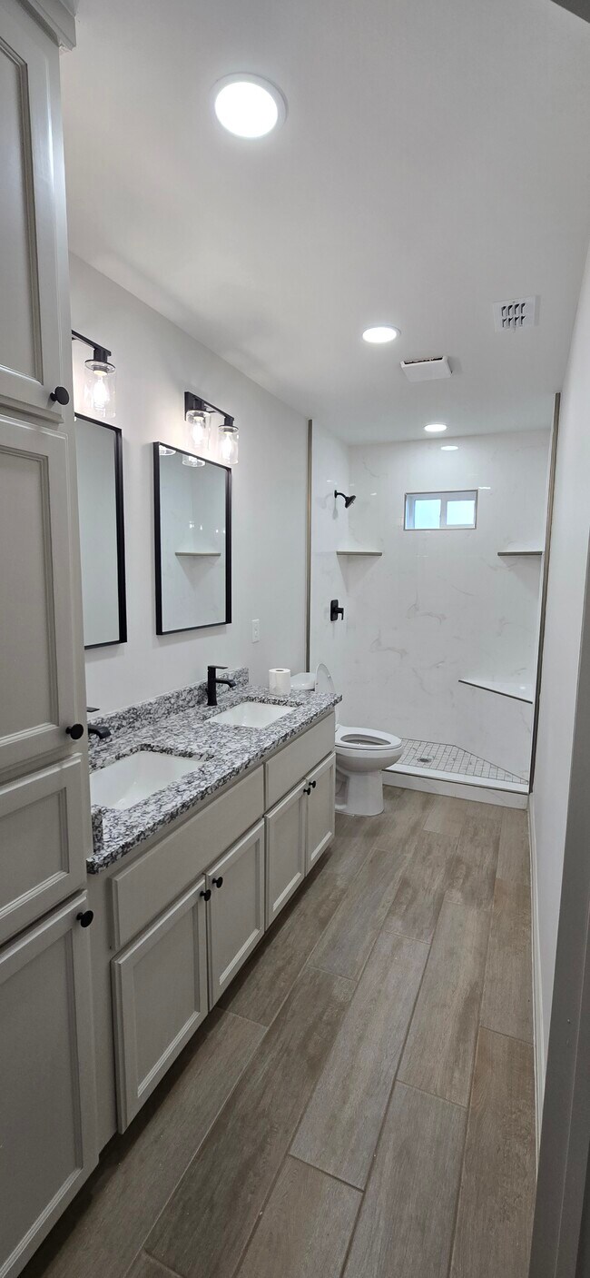 Building Photo - 3809 Buddy Owens Blvd