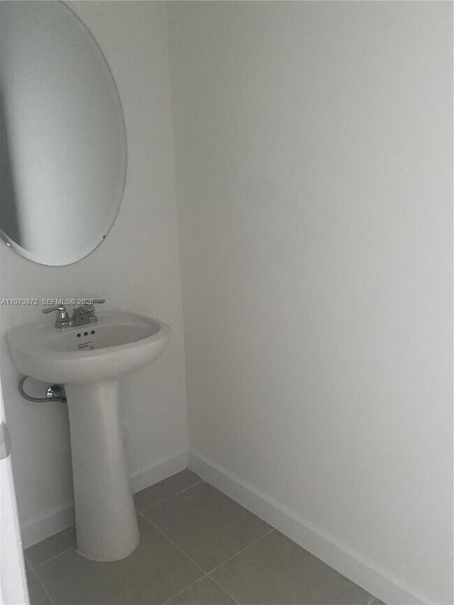 Building Photo - 27559 SW 159th Pl