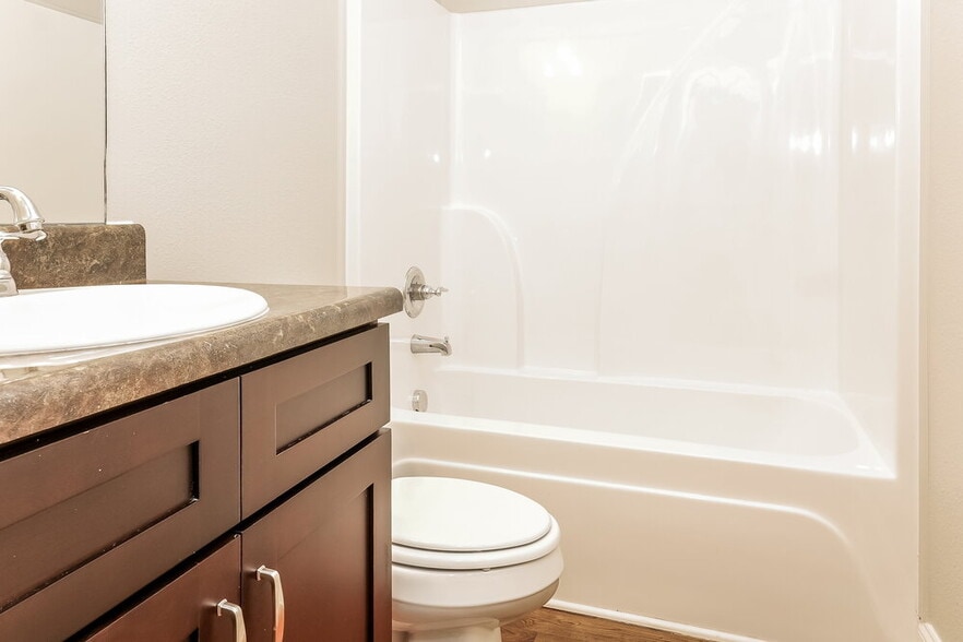 Building Photo - 1233 Catawba Way