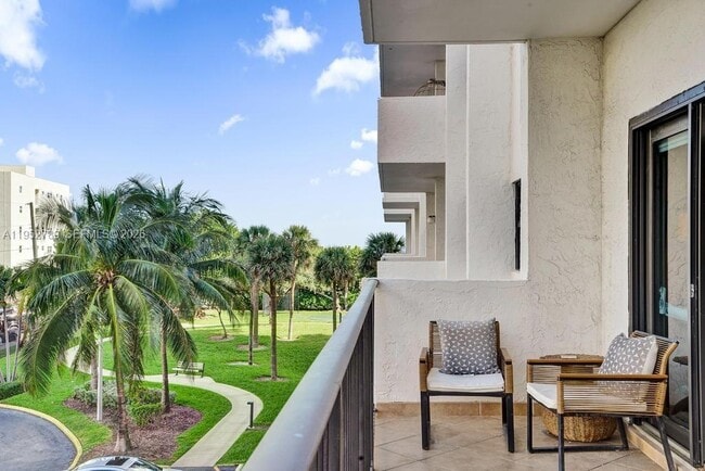 Building Photo - 1201 S Ocean Dr