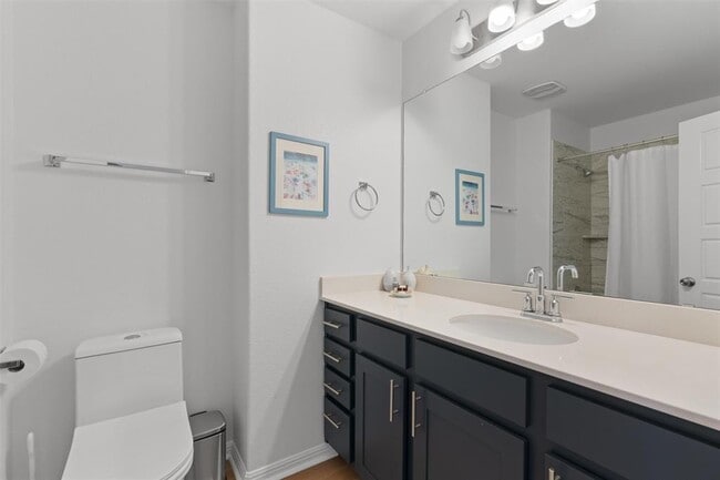 Building Photo - 115 Thelonious Dr