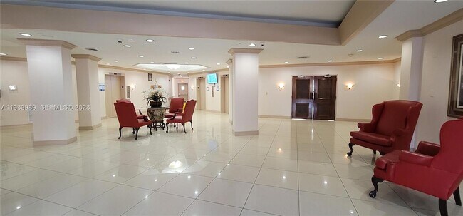 Building Photo - 1300 NE Miami Gardens Dr