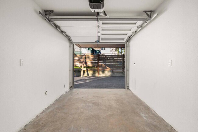 Building Photo - 7719 Renton Ave S