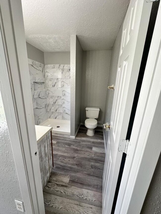 Building Photo - **For Sale** Images Circle Unit 207