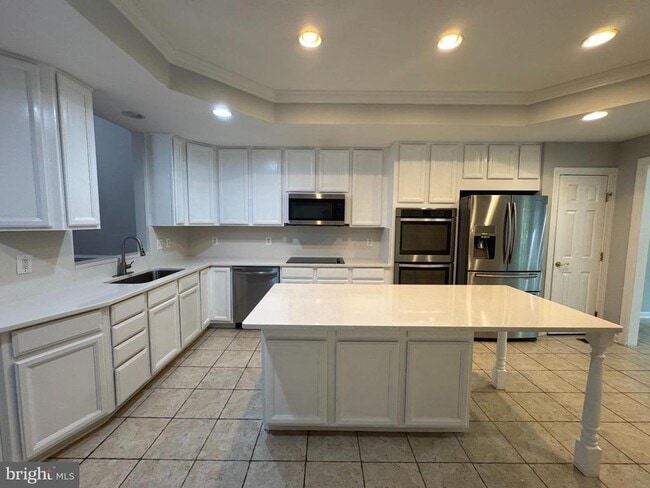 Building Photo - 15028 Gaffney Cir
