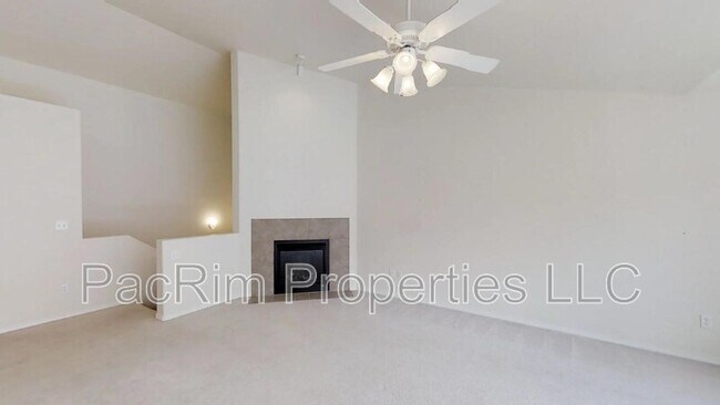 Building Photo - 5740 Sapphire Loop