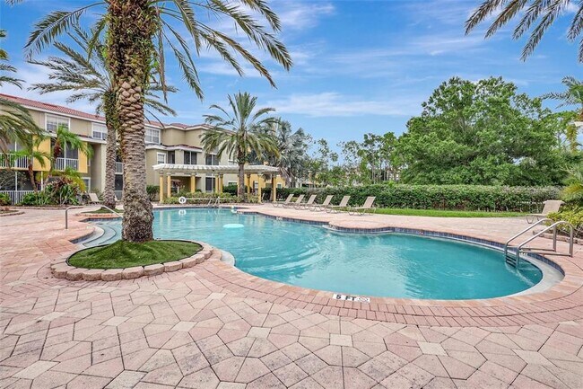 Building Photo - 5500 Bentgrass Dr