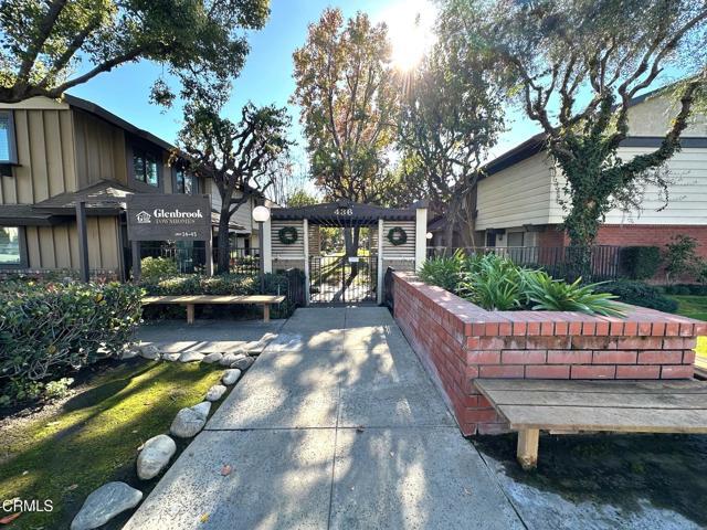 Building Photo - 436 Fairview Ave