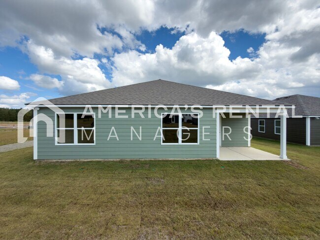 Building Photo - Coming soon! Available to View Now!