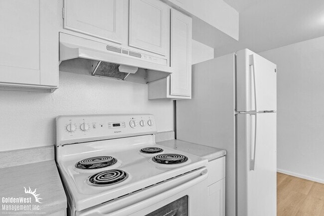 Building Photo - Beautiful 2Bdm 1Ba Apartment with Private ...