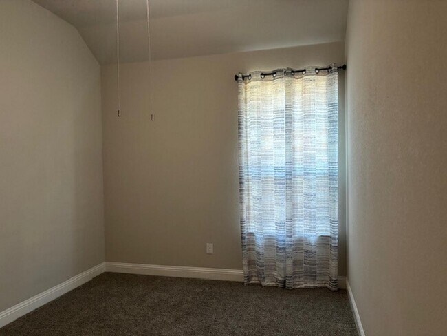 Building Photo - 1017 Greencove Dr