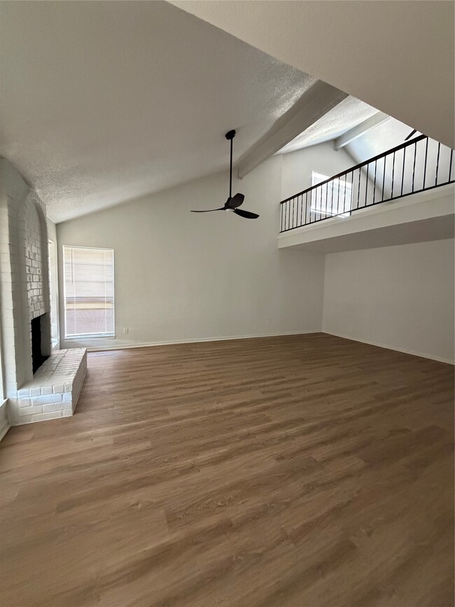 Building Photo - 23103 Calico Corners Ln