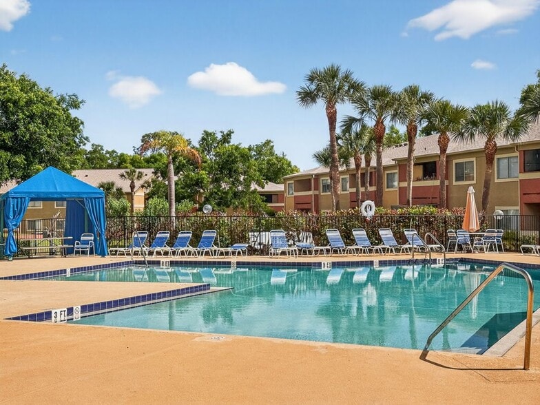 Building Photo - 602 Kenwick Cir