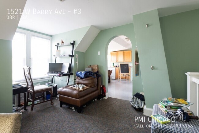 Building Photo - 1521 W Barry Ave