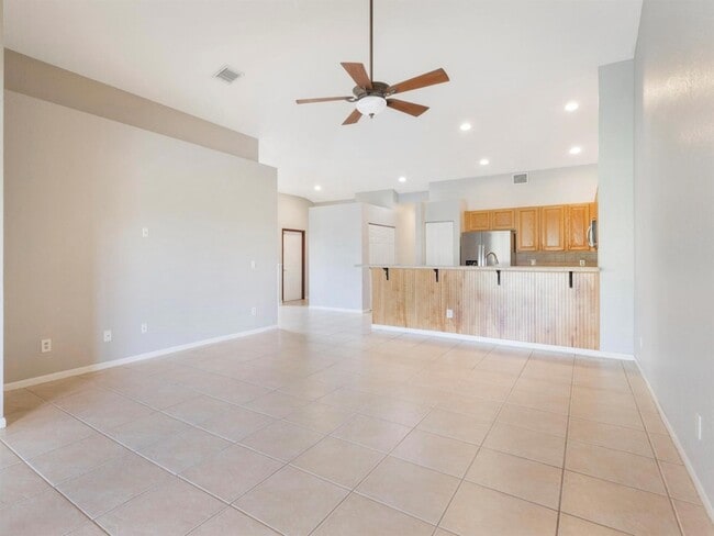 Building Photo - 219 Coral Trace Ln