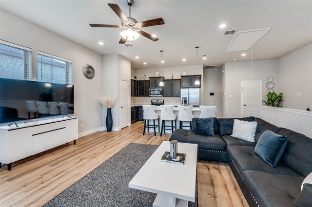 Building Photo - 1926 Bel Air Dr