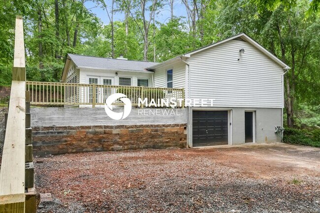 Building Photo - 748 Conestoga Trail