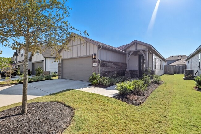 Building Photo - 21811 White Bellflower Ln