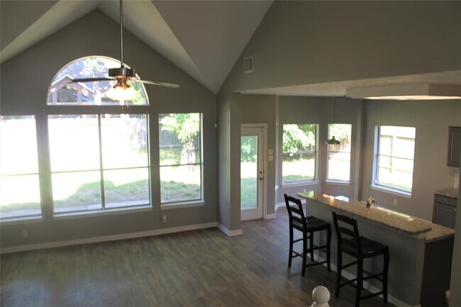 Building Photo - 20910 Kings Clover Ct