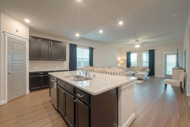 Building Photo - 24211 Buckbrush Ln