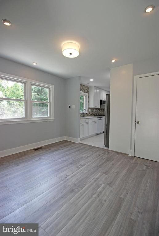 Building Photo - 6811 Glenmont St