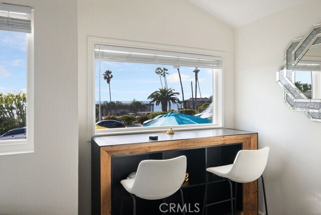 Building Photo - 640 S Coast Hwy