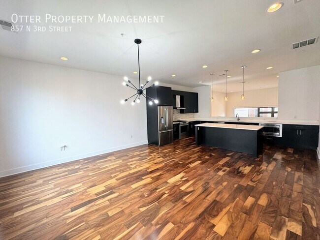 Building Photo - 857 N 3rd St