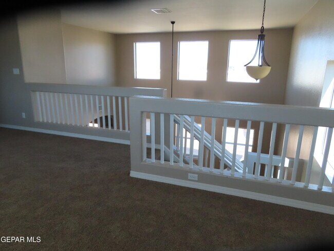Building Photo - 1617 Etling Way