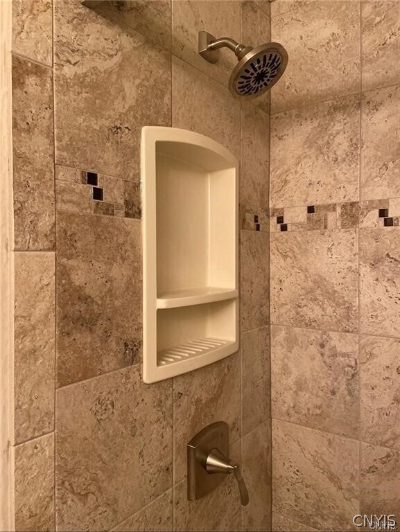 Building Photo - 8423 Bubbling Springs Dr