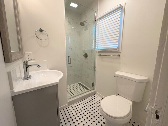 Building Photo - Cozy Cottage in Palo Alto
