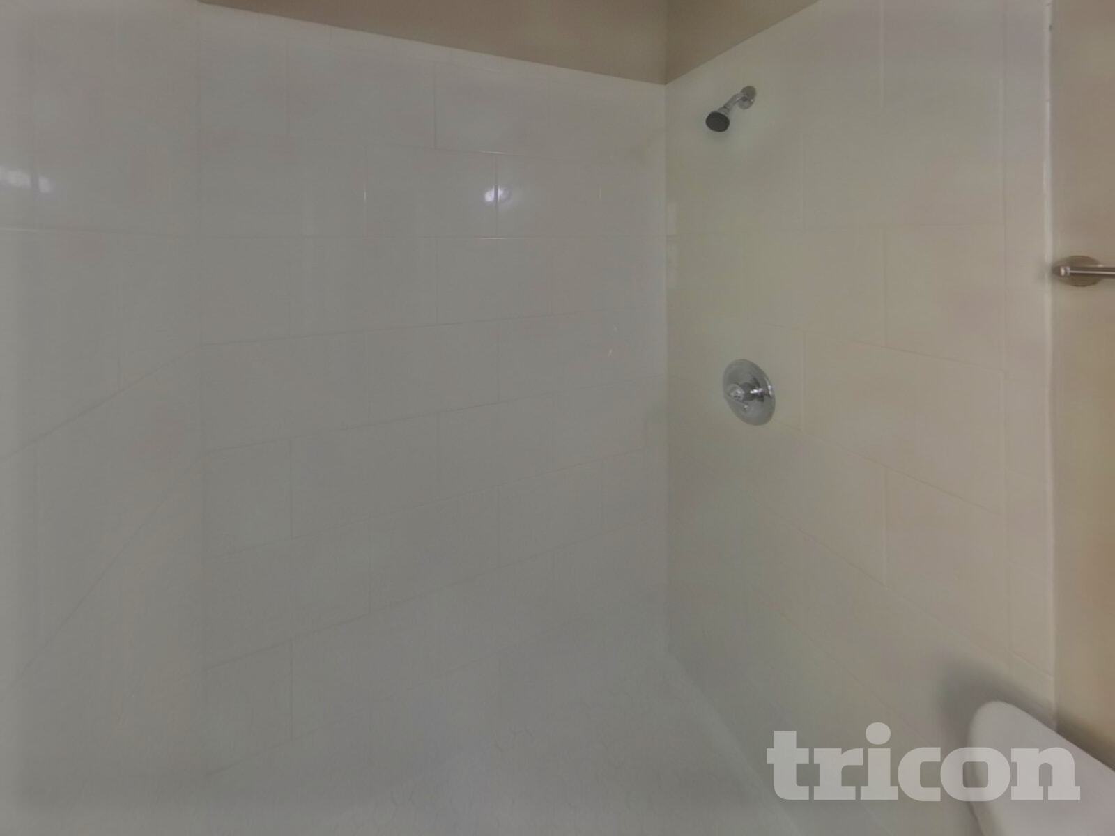 Building Photo - 902 Check Pl