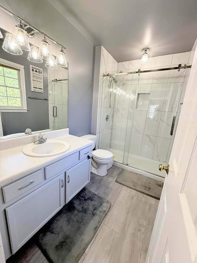 Building Photo - 2812 Providence Creek Rd